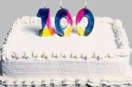 100bd_cake.jpg (5998 bytes)