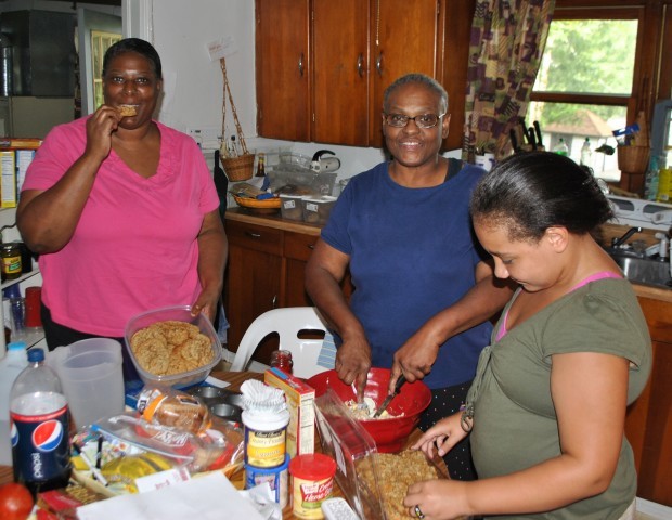 reunion_2010.jpg (87488 bytes)