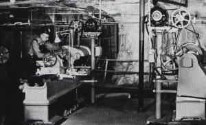 machine_shop.jpg (15267 bytes)
