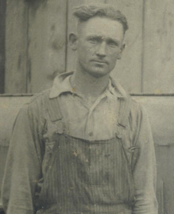man1.jpg (18309 bytes)