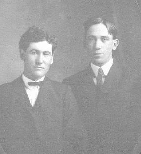 walter_reynolds_bill_sherman2.jpg (12949 bytes)