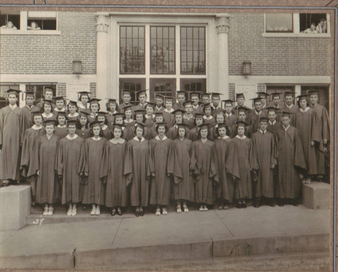 class_1939_bths_3.jpg (168795 bytes)